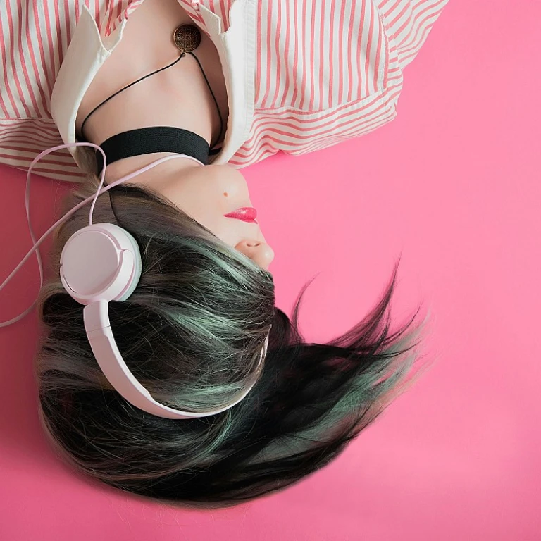 Les secrets de la coloration minérale pour des cheveux éclatants
